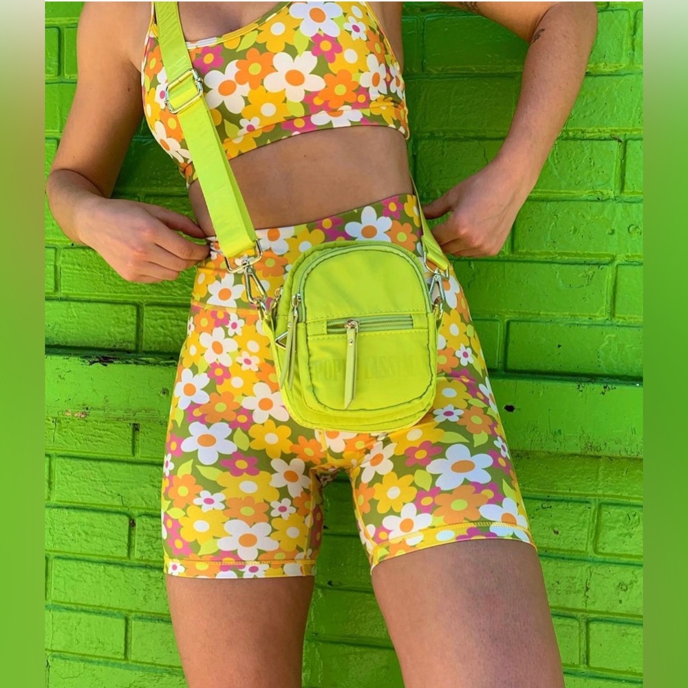 Poppy Lissiman ~ NIFTY CAMERA BAG - CHARTREUSE